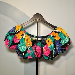 Vintage Tropical Floral Off-Shoulder Crop Top 🌺